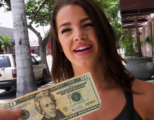 Заманил позитивную девушку в тихое место и заставил заниматься грязными вещами за деньги